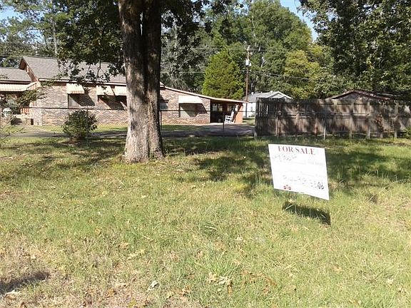 3rd image of 202 Nunnally Ave