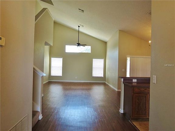 3rd image of 652 Delancey Dr