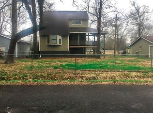 232 E Sherwood Dr, Livingston, TX 77351