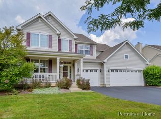 308 Monument Rd, Elgin, IL 60124