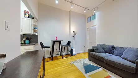 Rented by Bond New York