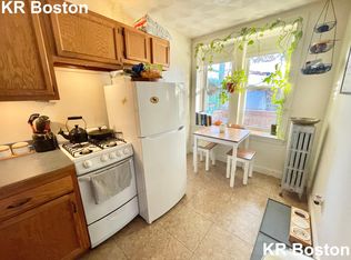 4 Vinal St #I, Brighton, MA 02135