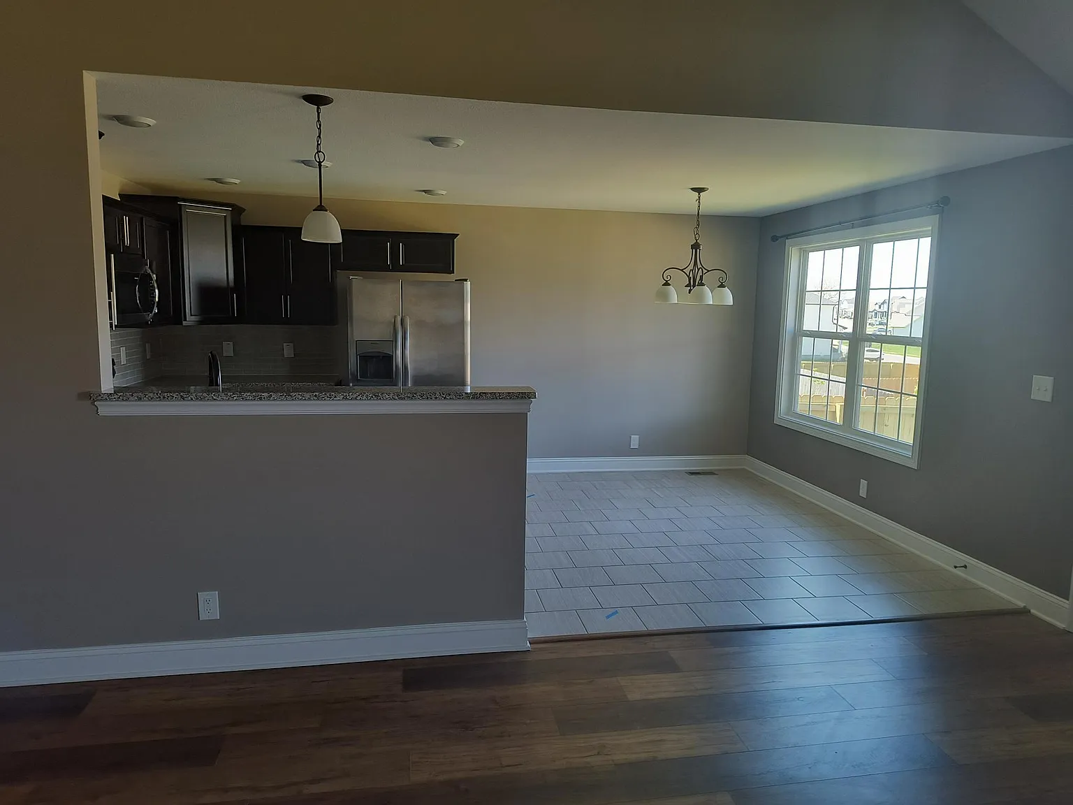 3 bed, 1400 sqft, $1,600 — Photo 4