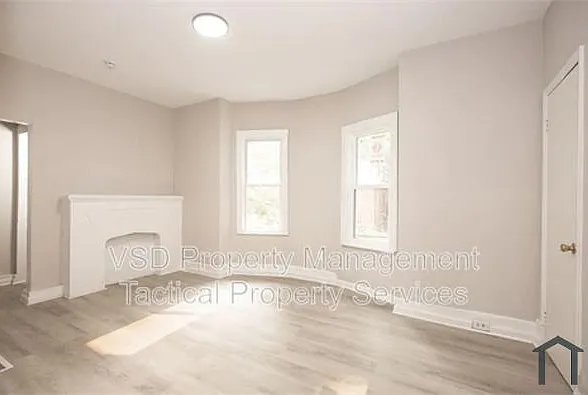 3 bed, 1600 sqft, $1,185 — Photo 3