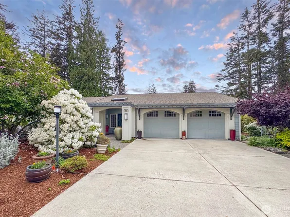 102 Sunset Place, Sequim, WA 98382