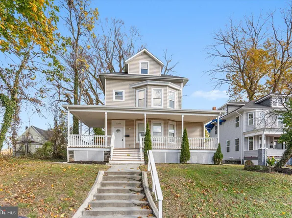 2217 Roslyn Ave, Baltimore, MD 21216