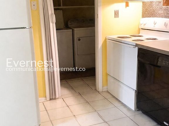 4th image of 1166 Shoreham Dr