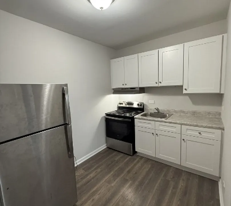 2123 South 51st Court