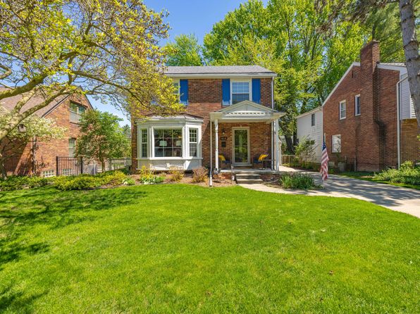 1618 Edgewood Dr, Royal Oak, MI 48067