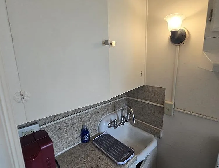 701 Center Ave #11 — Photo 7