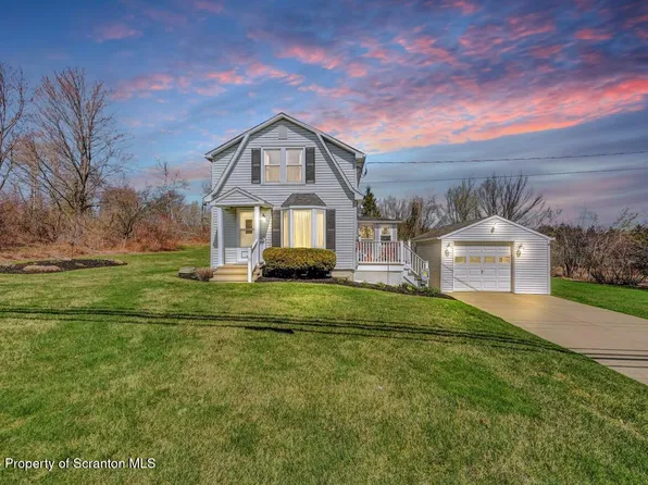 1363 Fairview Rd, Scott Township, PA 18411