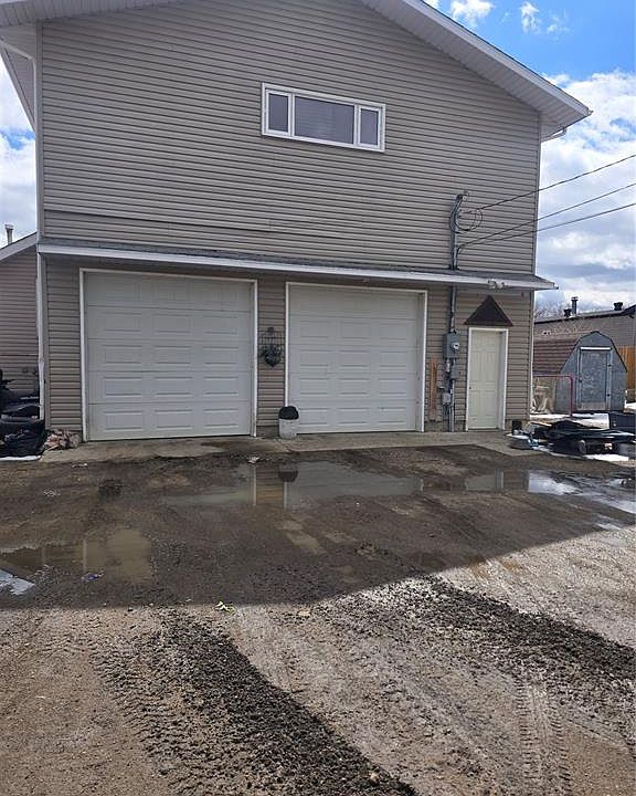 1st image of 209 Allan STREET