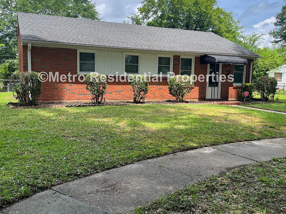 1st image of 2302 Hildreth St