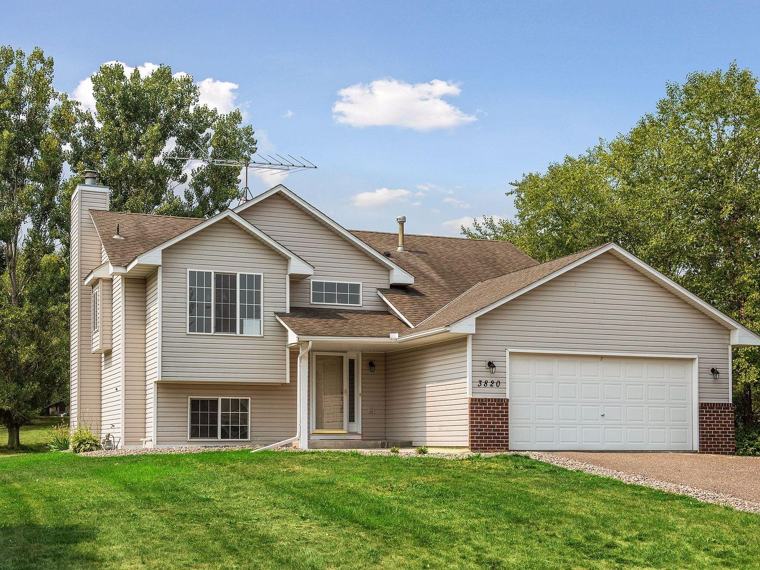 3820 Fox Trl, Saint Bonifacius, MN 55375 Zillow