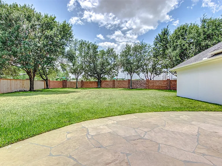 3218 Rosemary Park Ln — Photo 38