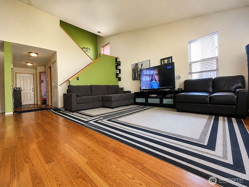 2nd image of 28158 241St Avenue SE
