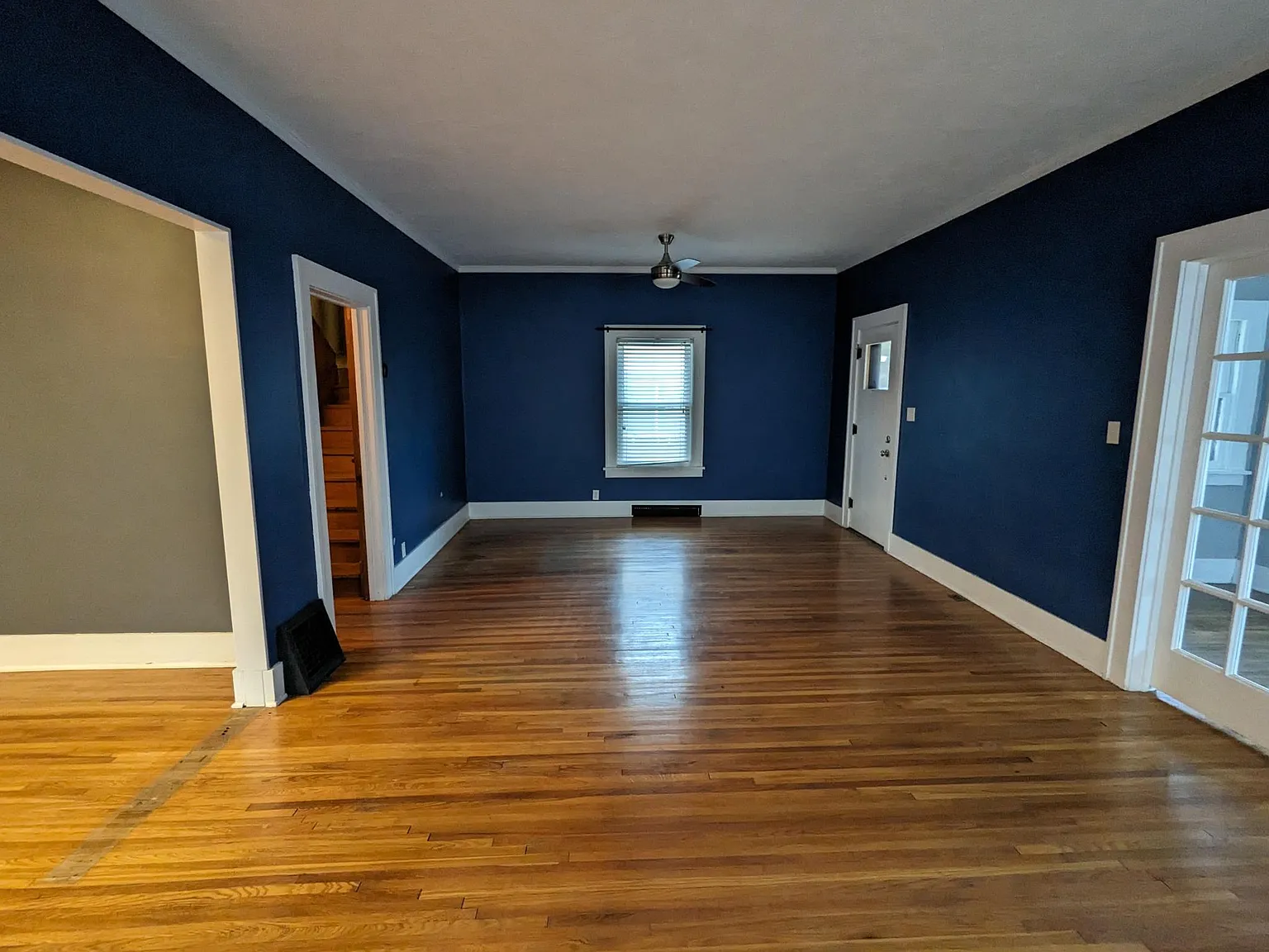 3 bed, 2.5 bath, 1730 sqft, $1,900 — Photo 3