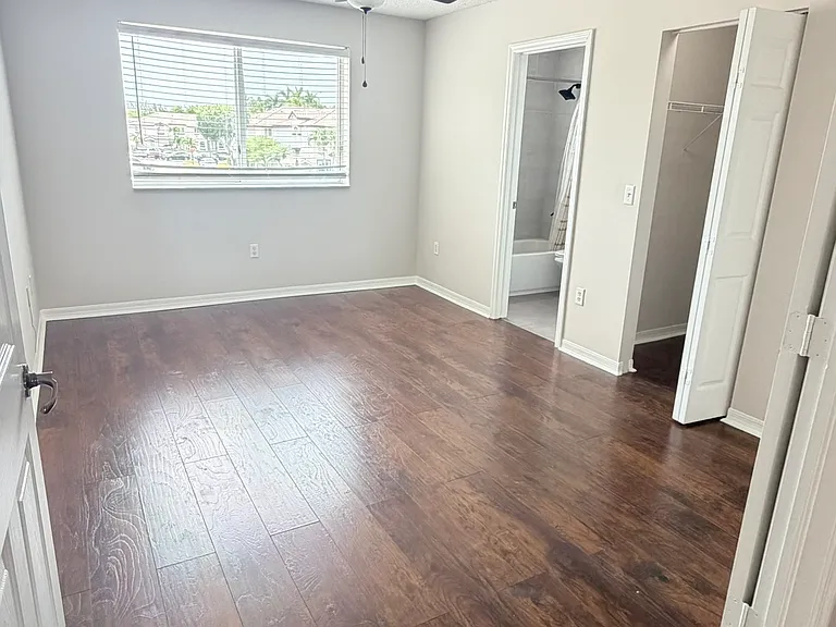2202 SE 23rd Ter — Photo 29