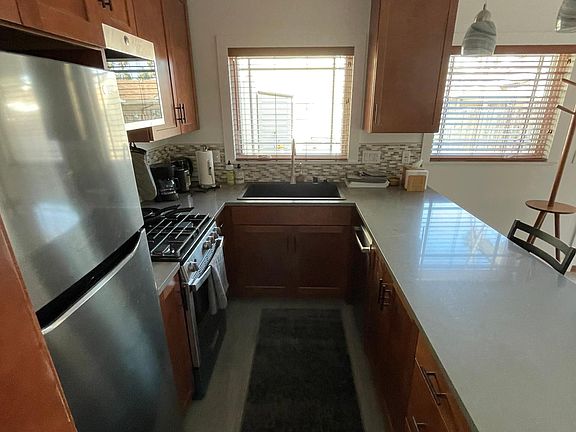 3rd image of 1439 McCollum St #1437