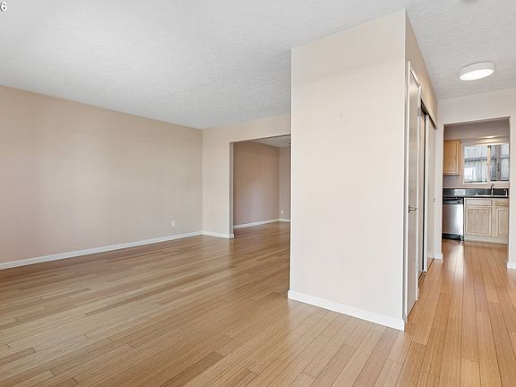 2nd image of 3612 SW Multnomah Blvd