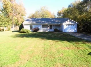2278 N Gooseberry Ln, Fayetteville, AR 72704