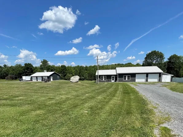 219 Bigelow Road, Saint Albans, ME 04971
