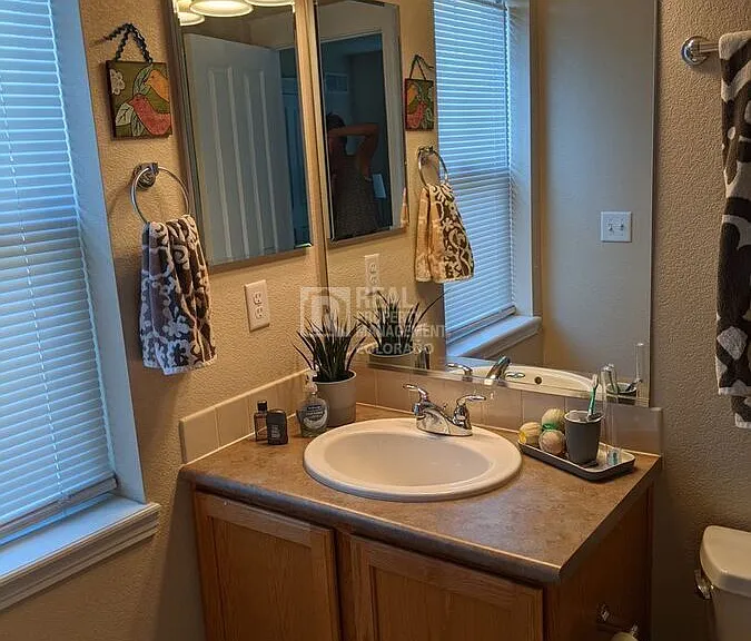525 Homestead St — Photo 14