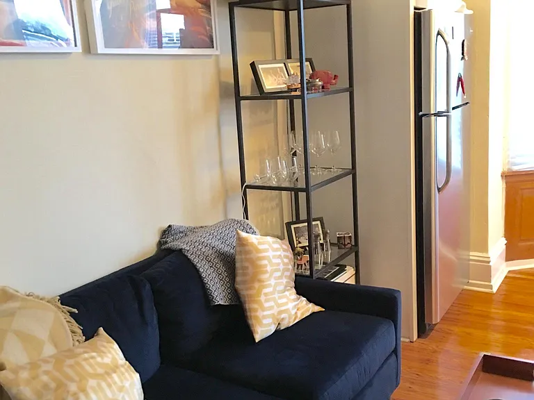 4729 Hazel Ave #2R — Photo 5