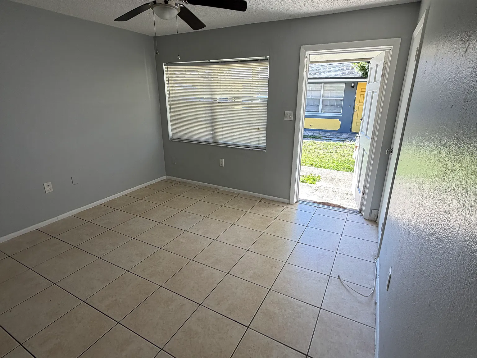 2 bed, 696 sqft, $1,750 — Photo 4