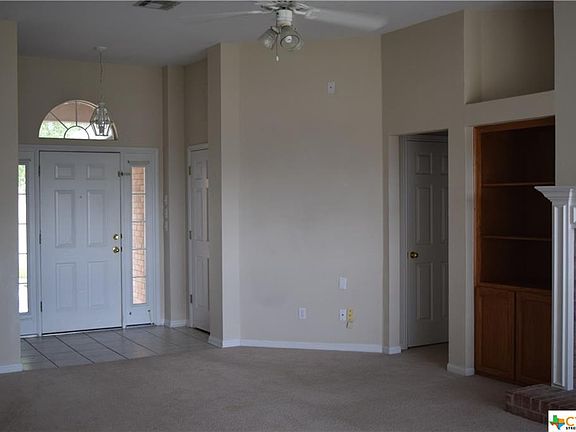 2nd image of 5003 Warwicke Dr