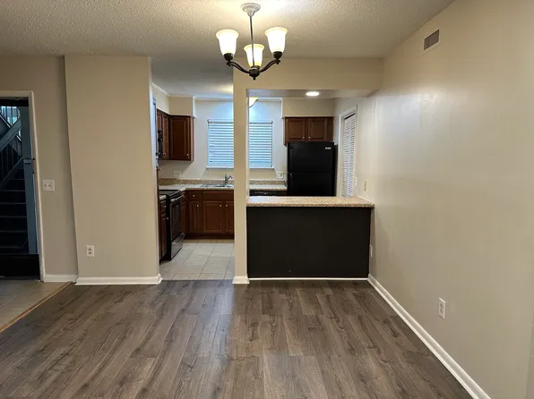3156 Heathstead Pl APT E, Charlotte, NC 28210