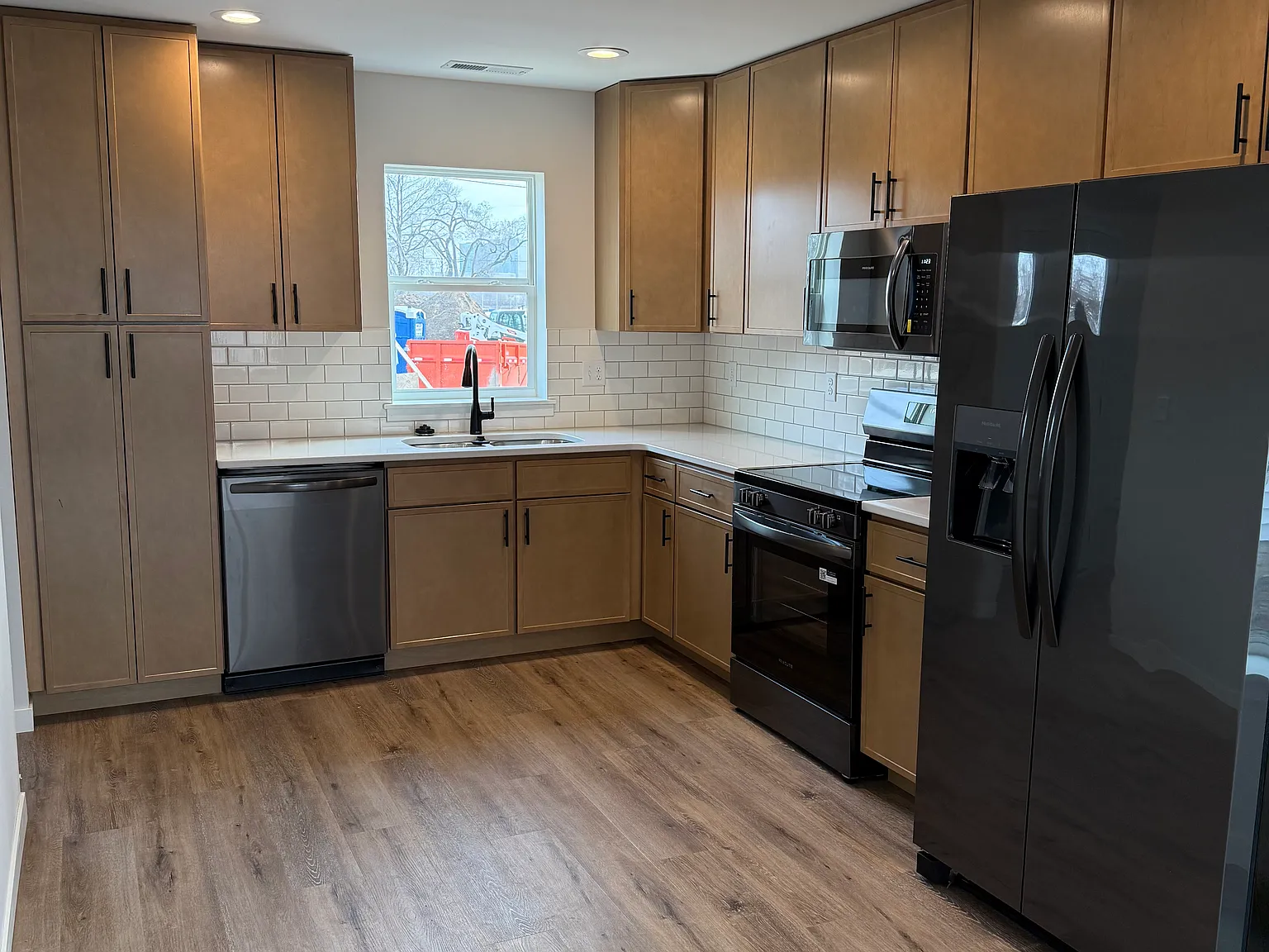 Ellis Park Townhomes — Photo 3