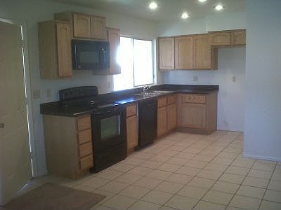 2nd image of 3830 W Country Gables Dr