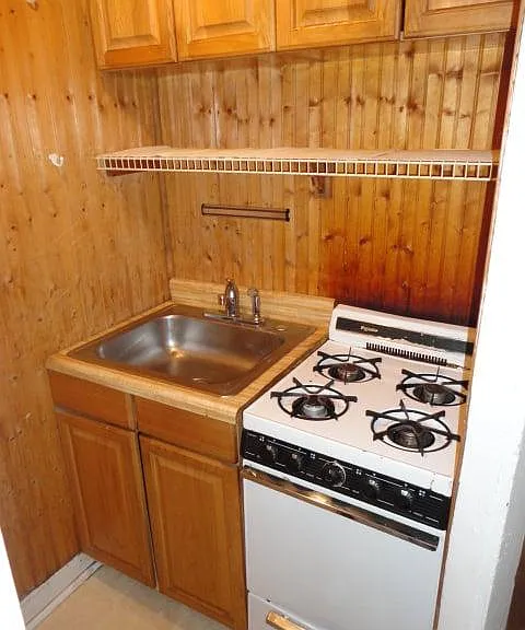620 Madison Ave #2 — Photo 3