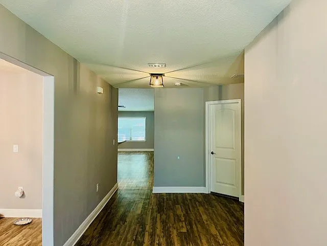 3172 Hickory St — Photo 6