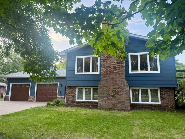 6078 Donald St, Baxter, MN 56425