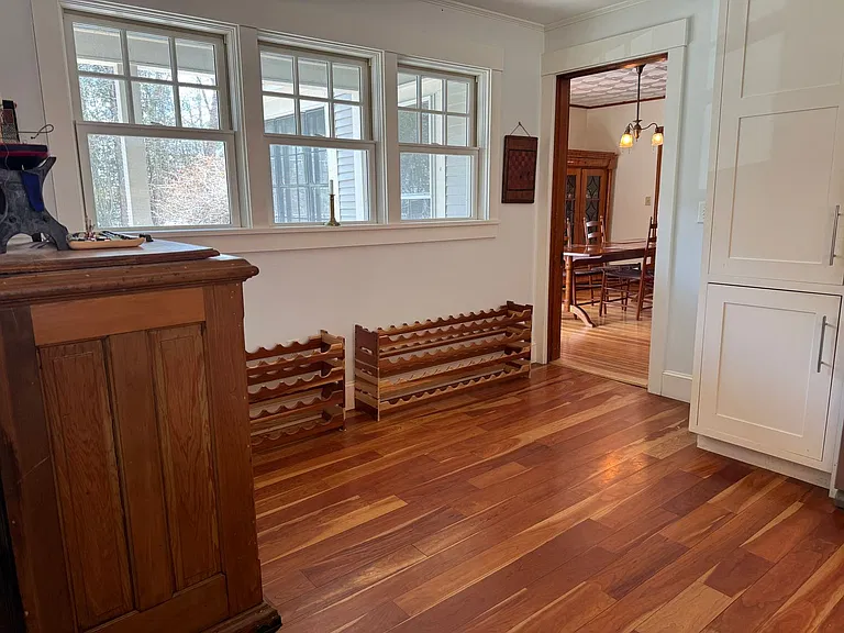 410 Main St — Photo 6