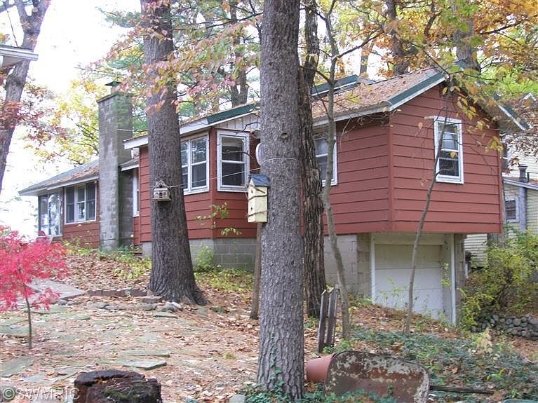 1st image of 68652 Blanchard St