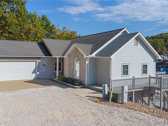 2nd image of 354 Pershing Dr