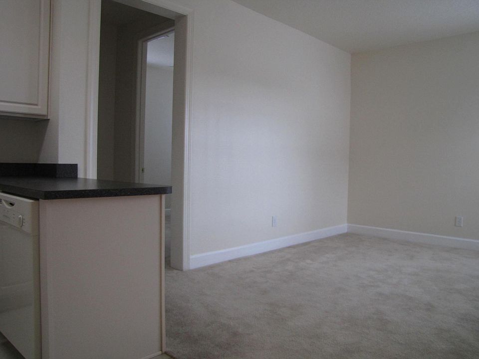 1st image of 1407B Craftsman Ave E #1407B