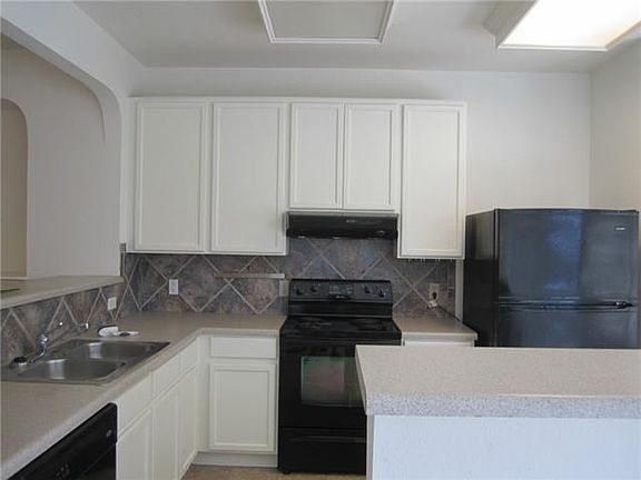 4th image of 1843 Bayland St