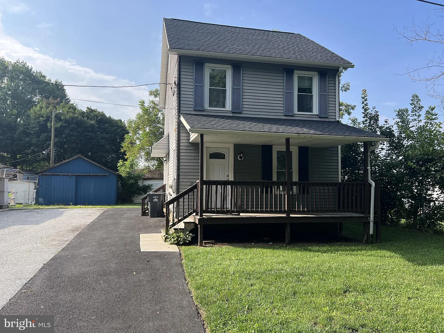 3 bed, 1.0 bath, 1467 sqft, $2,000 — Photo 1