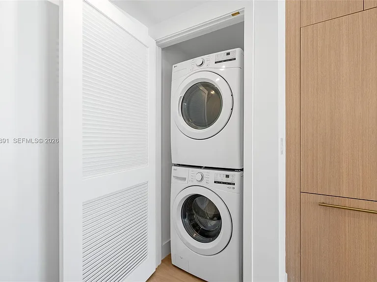 90 NE 32nd St #710 — Photo 11