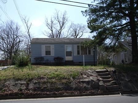 2nd image of 336 E Forest Ave