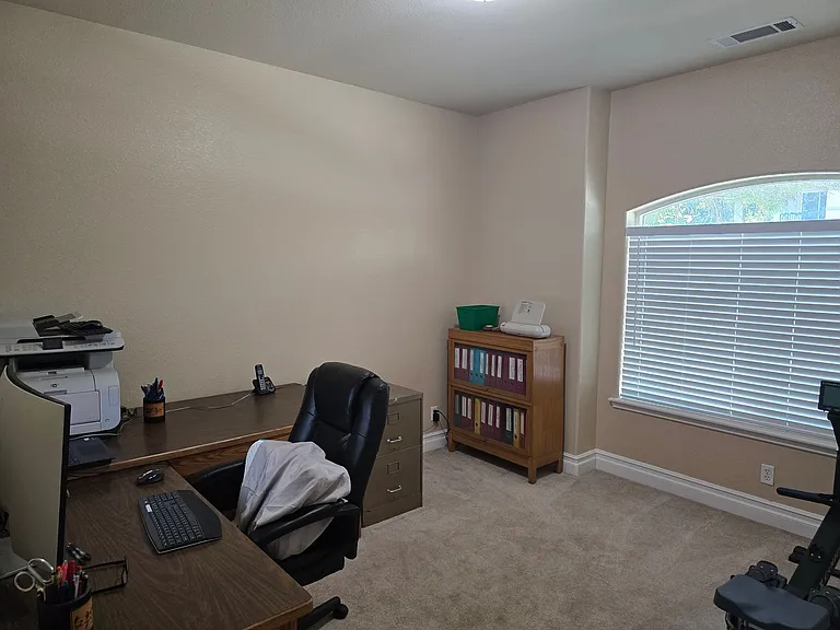 105 Sterling Oaks Dr — Photo 11