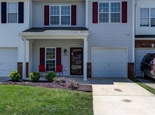 6829 Derby Run Dr, Whitsett, NC 27377
