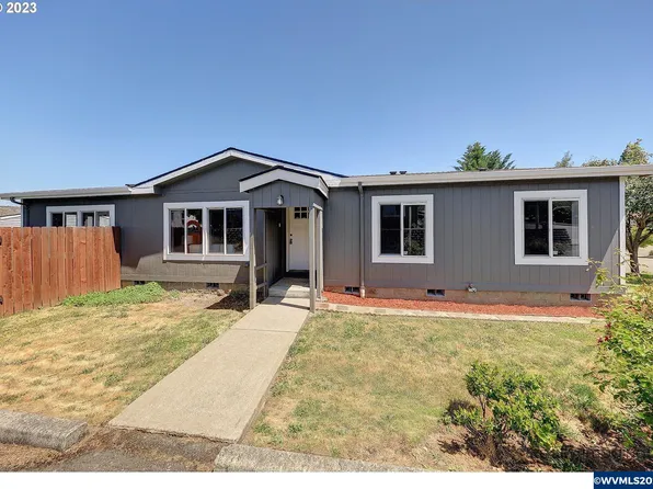 1925 Michigan City Ln NW, Salem, OR 97304
