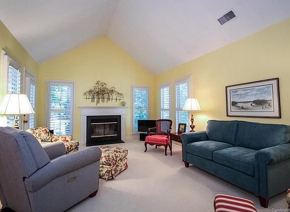 4th image of 6110 Tuskan Dr