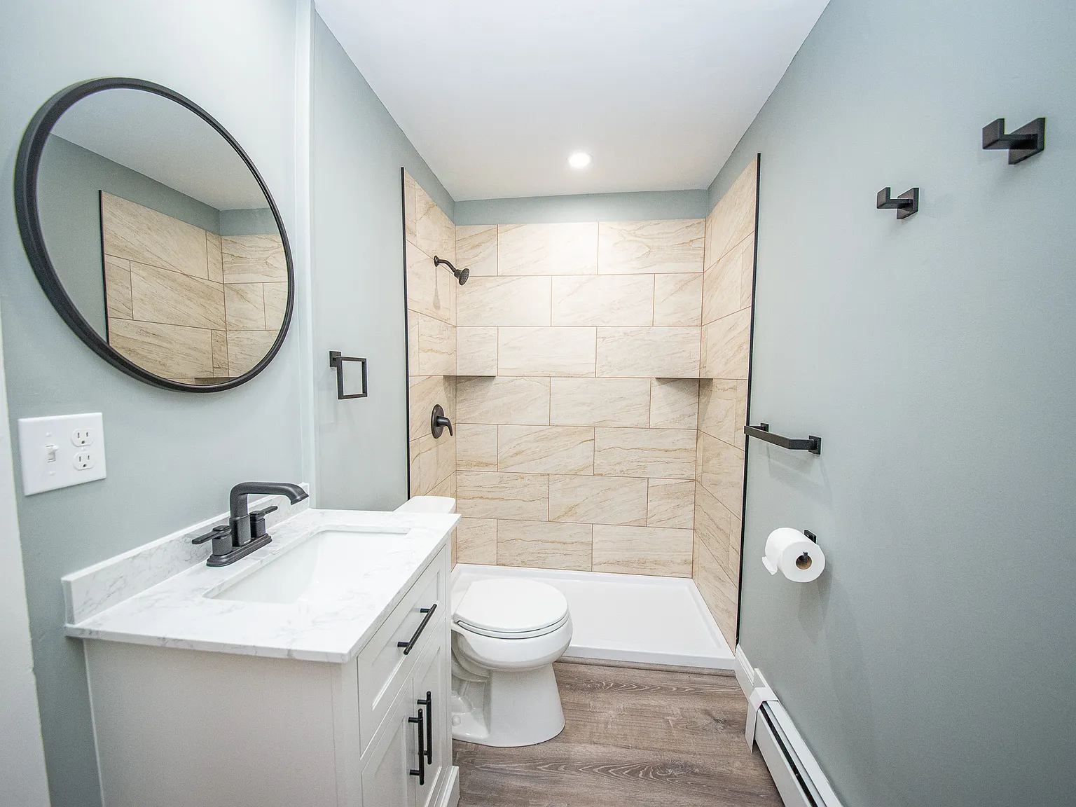 1 bed, 1050 sqft, $1,600 — Photo 4