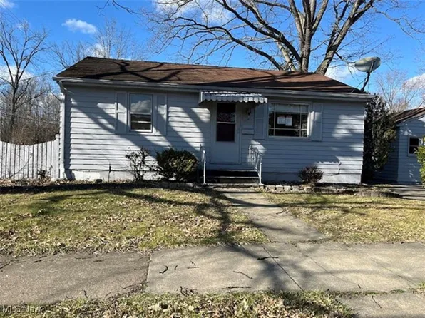 432 Smith St, Niles, OH 44446
